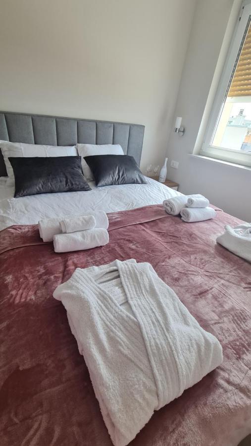 Mias Luxury Apartment Rijeka Luaran gambar